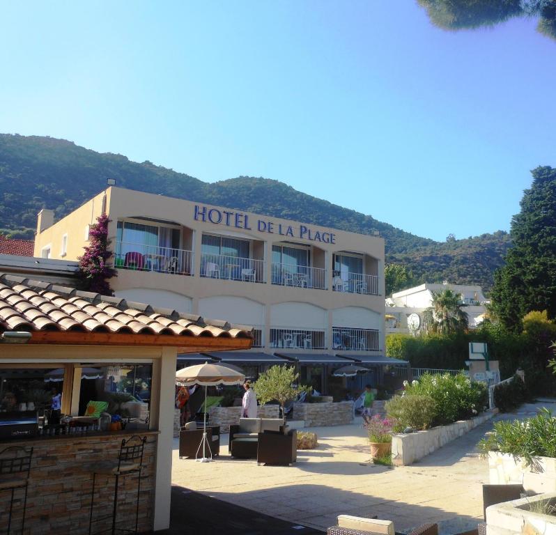 Hotel De La Plage Le Lavandou Bagian luar foto